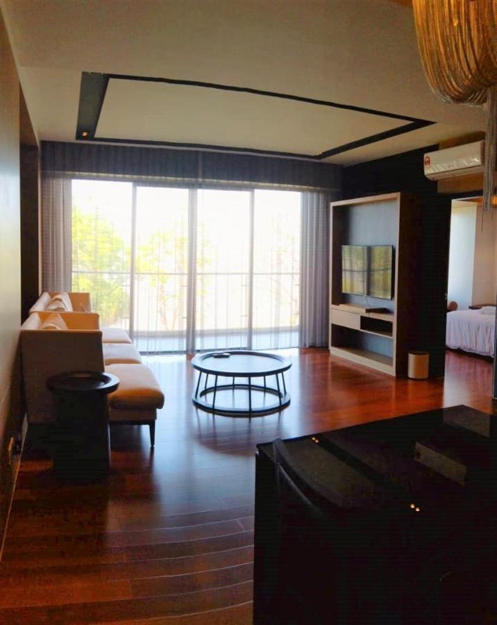 B.Suites 21 Kota Kinabalu Exterior foto